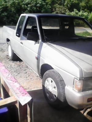 ขายนิสสันbig-mปี1994ฝาแดง เครื่องดีเกียร์เฟืองท้ายดี แอร์เย็น