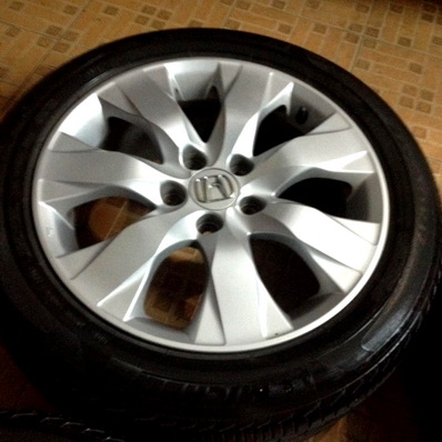 ล้อแท้ 17 นิ้ว ACCORD G8 - 5 รู114 ล้อแท้ 17 นิ้ว ACCORD G8 - 5 รู114