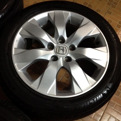 ล้อแท้ 17 นิ้ว ACCORD G8 - 5 รู114 ล้อแท้ 17 นิ้ว ACCORD G8 - 5 รู114