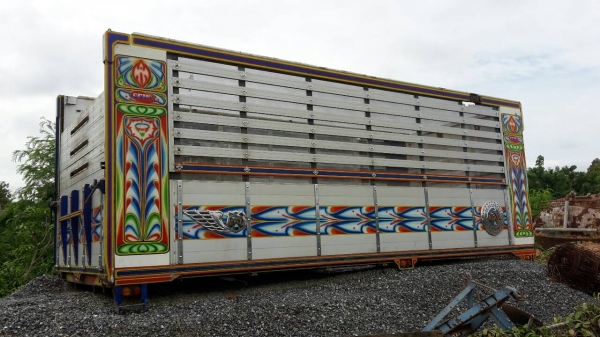 ขายหางพ่วงดัมพ์ 3 เพลา อู่ศร๊สวัสดิ์ปี 2556 พร้อมชุดถังดัมพ์ของรถ 10 ล้ออุปกรณ์ครบชุด ราคา 750000