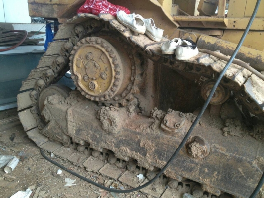 ขายรถแทรคเตอร์ CAT D4H ราคา 480000