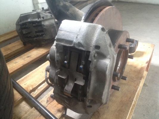 ขายดุมล้อหน้าติดคอม้า ขายดุมล้อหน้าติดคอม้า