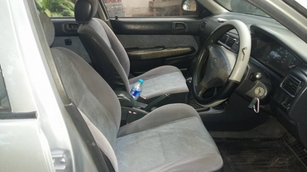 ขายโคโลน่าปี97/1.5ไฟฟ้าเพาเวอร์เครื่องดีเกียร์ธรรมดารถขี่ดีหม้อน้ำเปลืยนมาใหม่