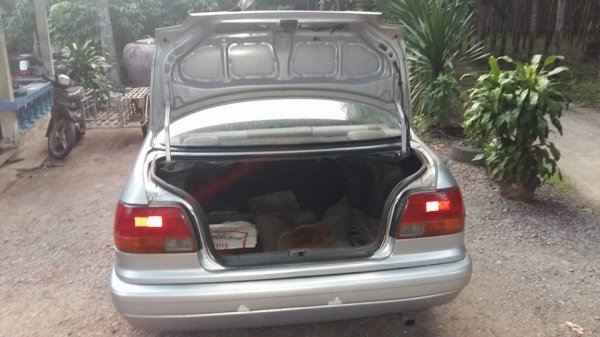 ขายโคโลน่าปี97/1.5ไฟฟ้าเพาเวอร์เครื่องดีเกียร์ธรรมดารถขี่ดีหม้อน้ำเปลืยนมาใหม่