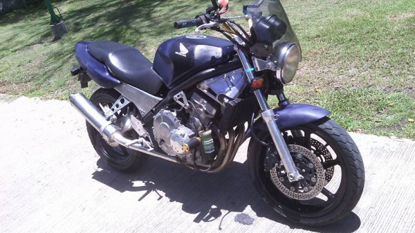 CB400 NC27 ทะเบียนแท้ 56500 บาท