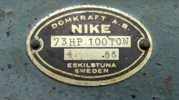 ======= Sold Out!! ====== แท่นอัดไฮดรอลิคมือโยก NIKE 100 ตัน Made in Sweden กระบอกใหญ่ พร้อมใช้ โทร 089-2499-123 นครปฐม