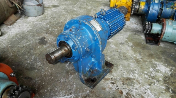 Sale>>มอเตอร์เกียร์ Sumitomo Cyclo Drive 2 HP. ไฟ 380V. อัตราทด 1:121 วิ่งเงียบ โทร 089-2499-123 นครปฐม