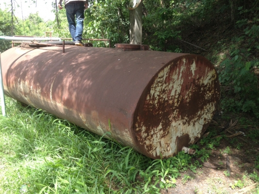 ขายถูกๆ  ถังน้ำขานดจุ 6,000  ลิตร