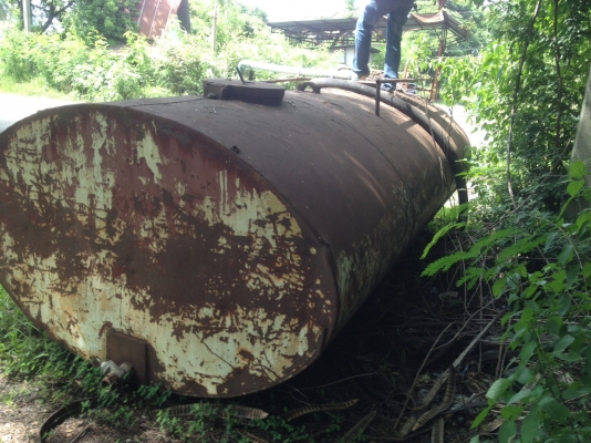 ขายถูกๆ  ถังน้ำขานดจุ 6,000  ลิตร