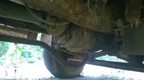 ฝากขายรถน้ำ 6 ล้อหัวยาว รุ่นคัสซีใหญ่คลัชแขวน เครื่อง 6BD1 160 แรงม้า เฟืองท้ายใหญ่ คัสซีสวยตลอดเส้น เอกสารชุดประมูลครบ