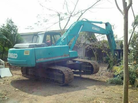 ขายรถแบคโฮ KOBELCO sk220-3ไฟฟ้าครบราคา850,000