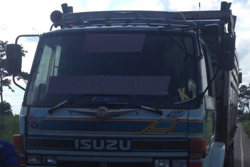 **800,000 บ.ต่อรอง/// 10ล้อ ROCKY FXZ-240 2เพลาดั้มเนียม **ขาย ISUZU ROCKY FXZ-240 10ล้อ2เพลาดั้มเนียม พร้อมใช้ ราคาเบาๆ ISUZU ROCKY FXZ23NFY 6SD1-240HP ร็อค240 หัวขาว เครื่องเดิม เกียร์เดิม เครื่องดี แน่น แรงดีครับ เกียร์ดี ไม่หลุด ช่วงล่างเดิมๆ คัสซีเดิ