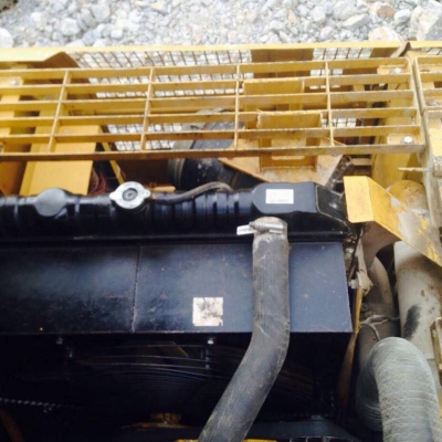 ขายรถแบคโฮ CAT 330 C 9,xxxชม.ไฟฟ้า เอกสารครบรถพร้อมใช้ราคา 1,850,000