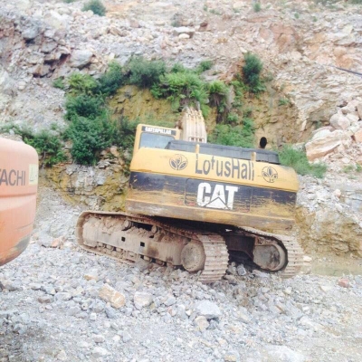 ขายรถแบคโฮ CAT 330 C 9,xxxชม.ไฟฟ้า เอกสารครบรถพร้อมใช้ราคา 1,850,000