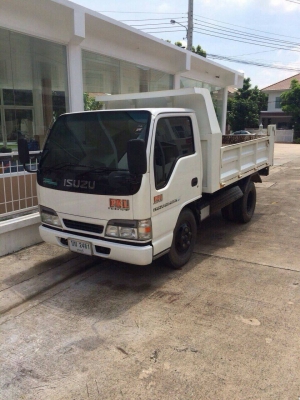 ขายราคา 425,000บ หกล้อ อีซูซุ NKR100โบ ปี55 ดั้ม3คิว ป้ายเล็กไม่ติดเวลา สภาพดีสวยจัด เหมาะสำหร้บวิ่งงานวัสดุก่อสร้าง ทะเบียนพร้อมโอน
