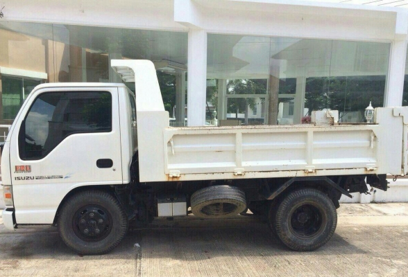 ขายราคา 425,000บ หกล้อ อีซูซุ NKR100โบ ปี55 ดั้ม3คิว ป้ายเล็กไม่ติดเวลา สภาพดีสวยจัด เหมาะสำหร้บวิ่งงานวัสดุก่อสร้าง ทะเบียนพร้อมโอน