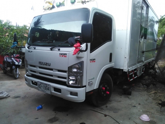 ขายราคา 425,000บ หกล้อ อีซูซุ NKR100โบ ปี55 ดั้ม3คิว ป้ายเล็กไม่ติดเวลา สภาพดีสวยจัด เหมาะสำหร้บวิ่งงานวัสดุก่อสร้าง ทะเบียนพร้อมโอน