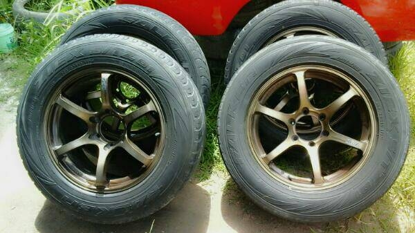 ขายล้อ rg1 ขอบ `18 8.5 r 9.5 `ติดยาง สภาพพอใช้ใด้นะคับ ๅม่ค