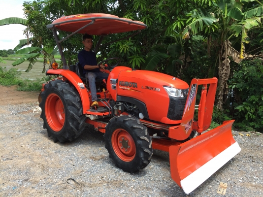 ขายด่วยรถไถคูโบต้า L3608 สภาพนางฟ้า ทำงานเพียง 600 ชั่วโมง