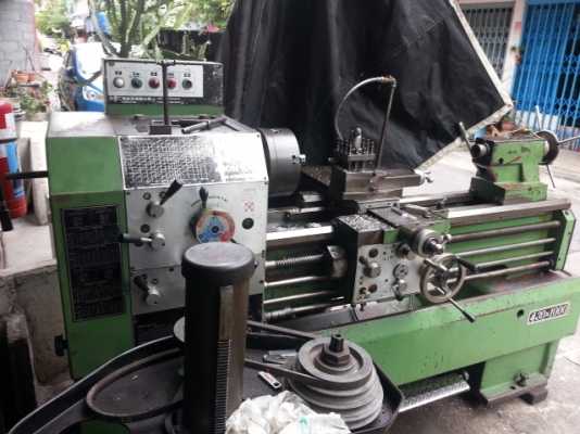 ขายเครื่องกลึง6ฟุตต้ากังฐานหล่อนิ้วมิลไม่ต้องเปลียนเฟือง