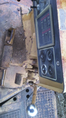 ขายรถแทรคเตอร์ CAT D6H เอกสารเล่มทะเบียน ราคา 700000