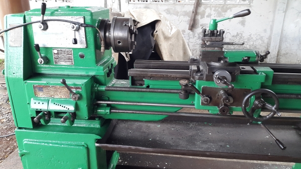 แท่นกลึง ต้าชิง 6 ฟุต 3 เพลา เกียร์บล็อก พร้อมใช้งาน ไฟบ้าน 75,000
