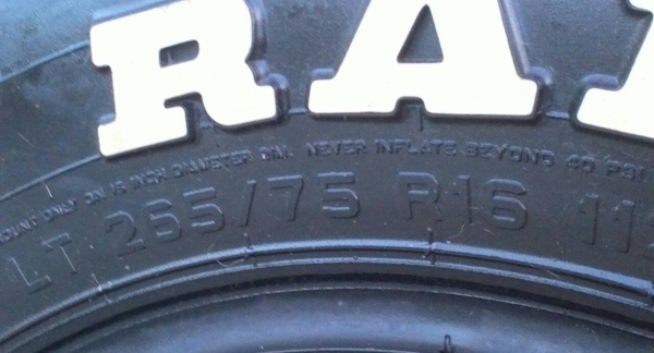 ขายยาง Mud 265/75R16 ขายยาง Mud 265/75R16