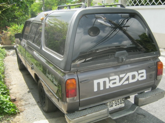 MAZDA แฟมิเลีย