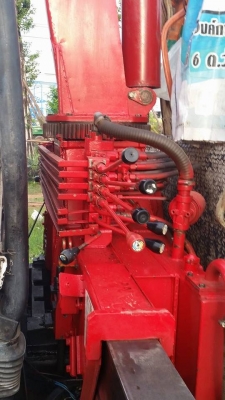 ขายเครน 3.6 ตัน 5ปอก4ชัก ขาสลับ ยูนิค