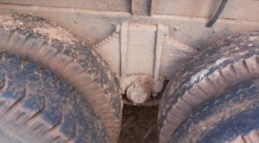 ISUZU TX 165 HP 6BD1 รถหัวยาวสิบล้อดั๊มพ์เพลาเดียว กระบะดั๊มพ์เหล็ก 8 ตันคอกเกษตรความยาว 6 เมตรสภาพดีพร้อมบรรทุกพร้อมใช้งานได้เลย เครื่องยนต์แรงดีเดิมๆไม่มีเยิ้ม ภายในเก๋งคอนโซลครบพร้อม พวงมาลัยเพาเวอร์ เบรคลมถังขนาดใหญ่ ช่วงล่างแน่นดีคัชซีไม่บวม ยาง 10 เ