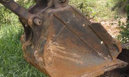 KOMATSU PC 60-5 บอดี้สวยเดิมสภาพดีพร้อมทำงานได้เลยครับ เครื่องยนต์เดิมๆปั๊มเดิมแรงดีสุดๆทำงานไม่โหลด ภายในเก๋งสภาพดีไม่เลอะ คอนโทรลง่ายใช้งานคล่องตัวดี ภายนอกบูมอาร์มมีปะบ้างนิดหน่อยครับ ช่วงล่างเอวแน่น ฉีกเลี้ยวได้เลยครับไม่มีปัญหา เฟลมไม่มีผุ สป๊อกเก็ตเ KOMATSU PC 60-5 บอดี้สวยเดิมสภาพดีพร้อมทำงานได้เลยครับ เครื่องยนต์เดิมๆปั๊มเดิมแรงดีสุดๆทำงานไม่โหลด ภายในเก๋งสภาพดีไม่เลอะ คอนโทรลง่ายใช้งานคล่องตัวดี ภายนอกบูมอาร์มมีปะบ้างนิดหน่อยครับ ช่วงล่างเอวแน่น ฉีกเลี้ยวได้เลยครับไม่มีปัญหา เฟลมไม่มีผุ สป๊อกเก็ตเ