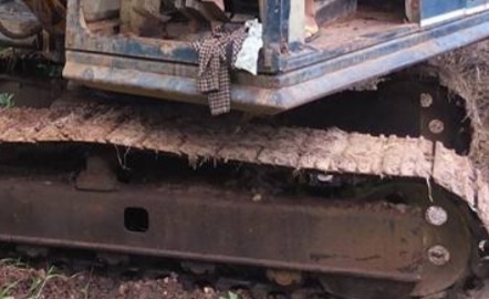 KOMATSU PC 60-5 บอดี้สวยเดิมสภาพดีพร้อมทำงานได้เลยครับ เครื่องยนต์เดิมๆปั๊มเดิมแรงดีสุดๆทำงานไม่โหลด ภายในเก๋งสภาพดีไม่เลอะ คอนโทรลง่ายใช้งานคล่องตัวดี ภายนอกบูมอาร์มมีปะบ้างนิดหน่อยครับ ช่วงล่างเอวแน่น ฉีกเลี้ยวได้เลยครับไม่มีปัญหา เฟลมไม่มีผุ สป๊อกเก็ตเ KOMATSU PC 60-5 บอดี้สวยเดิมสภาพดีพร้อมทำงานได้เลยครับ เครื่องยนต์เดิมๆปั๊มเดิมแรงดีสุดๆทำงานไม่โหลด ภายในเก๋งสภาพดีไม่เลอะ คอนโทรลง่ายใช้งานคล่องตัวดี ภายนอกบูมอาร์มมีปะบ้างนิดหน่อยครับ ช่วงล่างเอวแน่น ฉีกเลี้ยวได้เลยครับไม่มีปัญหา เฟลมไม่มีผุ สป๊อกเก็ตเ