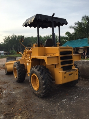 Komatsu 507  แขนยาว ตักขึ้น 10 ล้อรั้วสูงสี่เส้นได้นะคะ