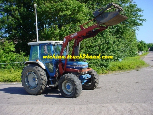 ขายแล้วขอบคุณพี่โก๋ เลาขวัญมากครับ ชุดตักหน้ารถไถฟอร์ด  ยี่ห้อMAILLEUX รุ่นMX 460 ตรงรุ่นFORD 6610 หรือติดตั้งกับรุ่นอื่นๆ