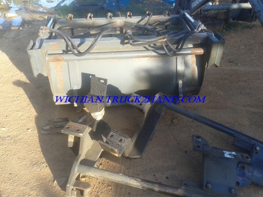 ขายแล้วขอบคุณพี่โก๋ เลาขวัญมากครับ ชุดตักหน้ารถไถฟอร์ด  ยี่ห้อMAILLEUX รุ่นMX 460 ตรงรุ่นFORD 6610 หรือติดตั้งกับรุ่นอื่นๆ