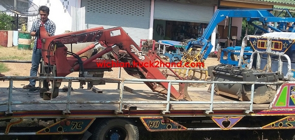 ขายแล้วขอบคุณพี่โก๋ เลาขวัญมากครับ ชุดตักหน้ารถไถฟอร์ด  ยี่ห้อMAILLEUX รุ่นMX 460 ตรงรุ่นFORD 6610 หรือติดตั้งกับรุ่นอื่นๆ