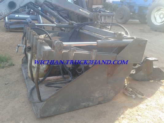 ขายแล้วขอบคุณพี่โก๋ เลาขวัญมากครับ ชุดตักหน้ารถไถฟอร์ด  ยี่ห้อMAILLEUX รุ่นMX 460 ตรงรุ่นFORD 6610 หรือติดตั้งกับรุ่นอื่นๆ