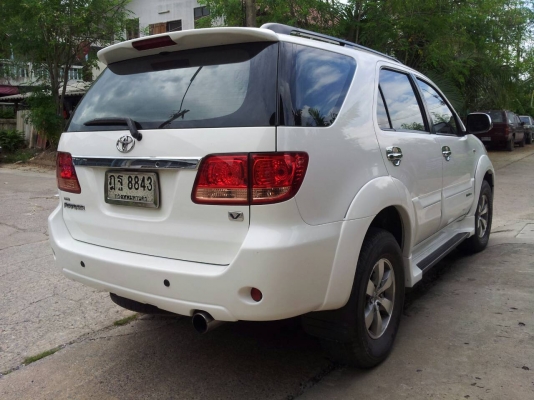 TOYOTA FORTUNER 3.0 V ปี2010 เกียร์ออโต้ รถสวยมากสภาพพร้อม