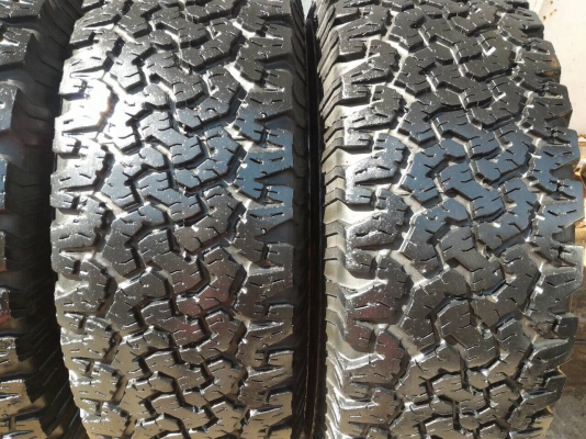 ขายล้อวีโก้ 4 WD พร้อมยาง BF 265 x 70 x 16 ขายล้อวีโก้ 4 WD พร้อมยาง BF 265 x 70 x 16