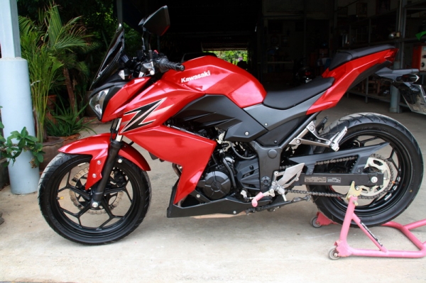 ขาย Z 250 ปี 2013 สภาพนางฟ้า ทะเบียนแท้ พร้อมโอน มือเดียวออกศูนย์ วิ่งน้อย 98000