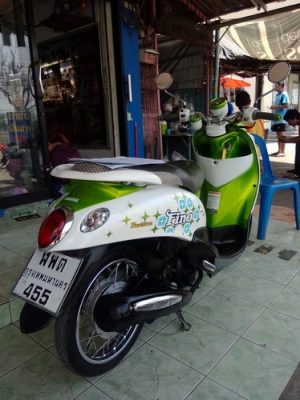 Yamaha Fino ลายแฟชั่น รถปี54 เดิมๆสวยๆถูกๆครับ Yamaha Fino ลายแฟชั่น รถปี54 เดิมๆสวยๆถูกๆครับ