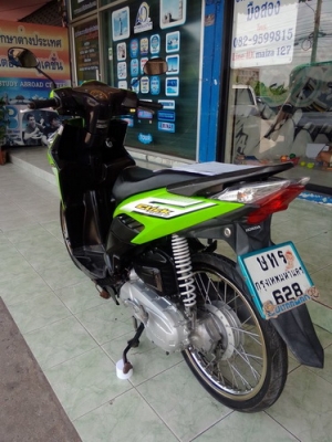 Honda Click 110 i หัวฉีดประหยัดน้ำมัน สวยๆราคาถูกครับ Honda Click 110 i หัวฉีดประหยัดน้ำมัน สวยๆราคาถูกครับ