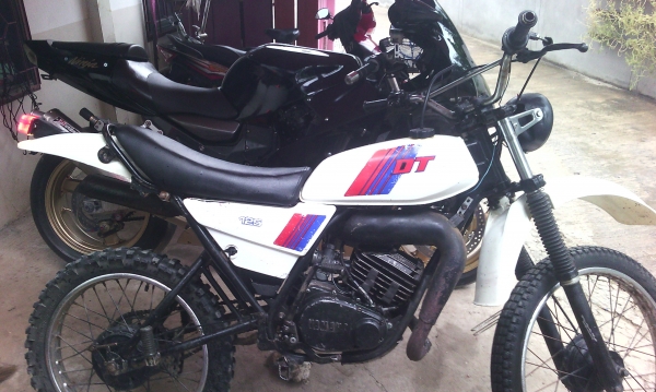 ขาย ยามาฮ่า  DT125  มีเล่มทะเบียน แต่ไม่มีชุดโอน