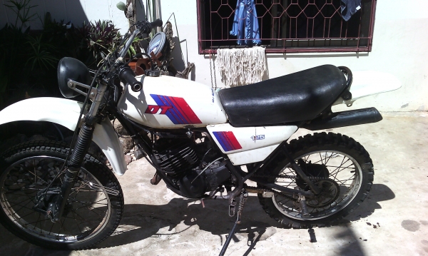 ขาย ยามาฮ่า  DT125  มีเล่มทะเบียน แต่ไม่มีชุดโอน