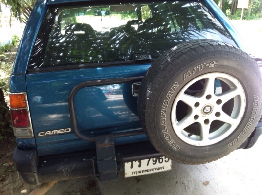 ESUZU cameo