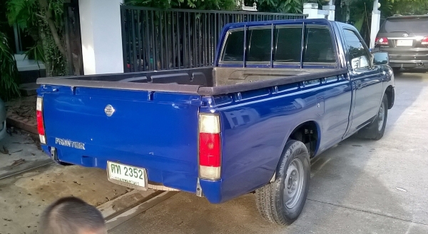 ขายนิสสันฟรอนเทียร์หัวเดียว 2.5 ปี49 พร้อมใช้งานครับ