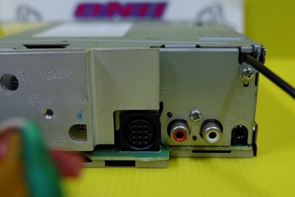 วิทยุ Kenwood รุ่น i-k70 มือสองญี่ปุ่น Cd/Mp3/USB/Aux preout 1 ชุด วิทยุ Kenwood รุ่น i-k70 มือสองญี่ปุ่น Cd/Mp3/USB/Aux preout 1 ชุด