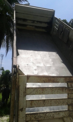 ขายรถบรรทุก 10 ล้อดัมพ์ ISUZU FVZ 300 แรงม้าปี 2552 ราคา 1650000