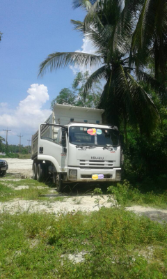 ขายรถบรรทุก 10 ล้อดัมพ์ ISUZU FVZ 300 แรงม้าปี 2552 ราคา 1650000