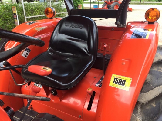 ขายรถไถ Kubota L4708(4WD) พร้อมใบมีดและผานบุกเบิกช้างDP224F รถชั่วโมงน้อยพร้อมใช้งาน